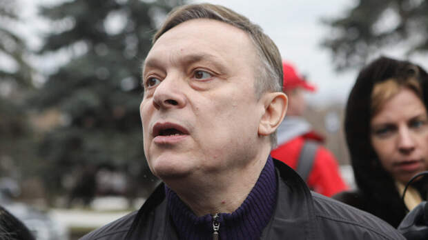 Продюсера «Ласкового мая» Разина заочно арестовали по делу о мошенничестве