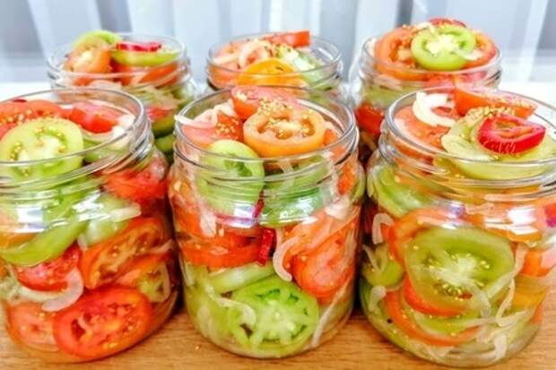 Фото к рецепту: Зеленые помидоры на зиму