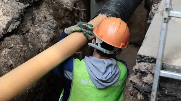 Масшатбная реконструкция газопровода началась на юге Москвы