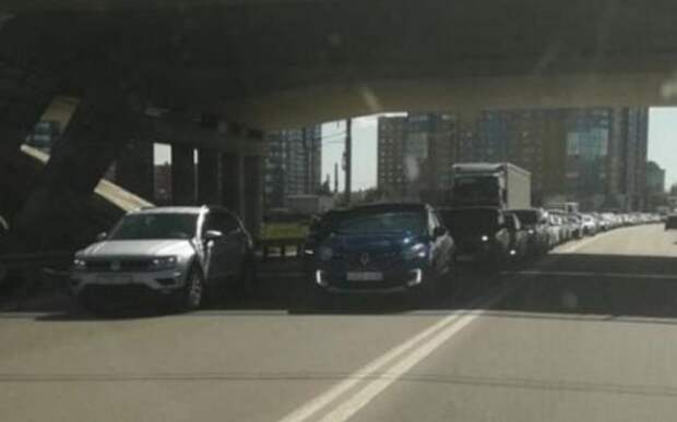 Из-за ДТП возле поста ДПС на Солотчинском шоссе образовалась пробка