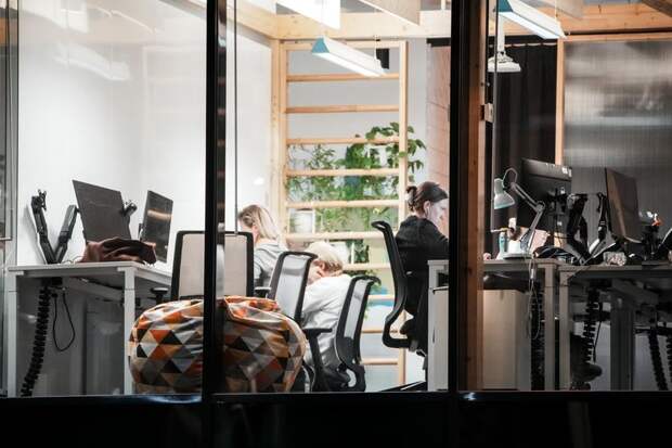 Онищенко поддержал идею перевести россиян на шестидневную рабочую неделю