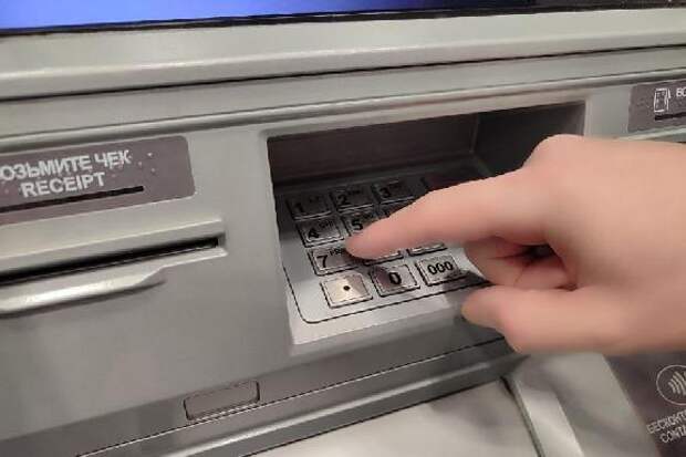 Пенсионерка из Уварова перевела мошенникам более 10 млн рублей