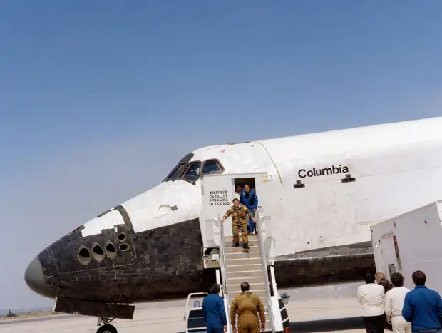 Стало понятно, почему НАСА так спешила запустить свою миссию к Луне 1 апреля. Но нас не проведёшь - объяснение слишком очевидное