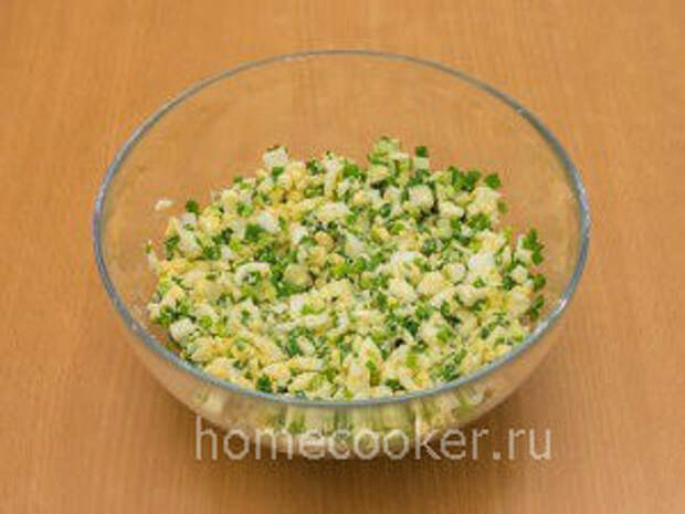 Пирожки с луком и яйцом Nachinka dlya pirozhkov 300x225 Пирожки с луком и яйцом