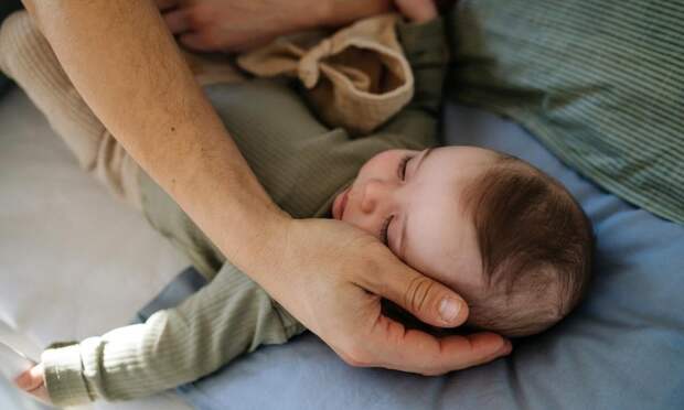 Вопрос эксперту: бывает ли инсульт у детей и как его распознать?