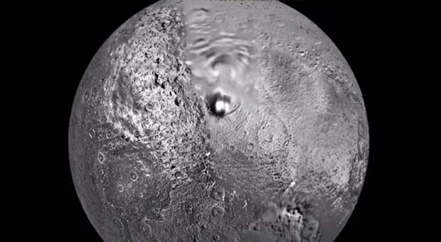 Уфолог обнаружил на спутнике Сатурна «базу инопланетян»
