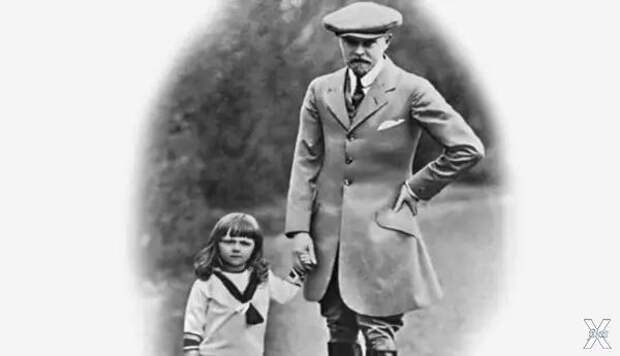 Бернард с отцом, 1914 год