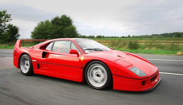 Как расцветала легенда: 10 культовых моделей Ferrari