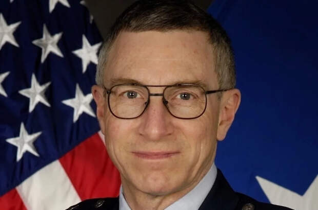 Попов: изучавший НЛО генерал США мог пропасть на Украине