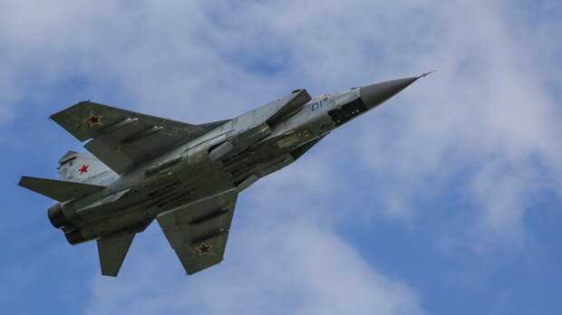 Перехватчики МиГ-31БМ в ходе учений совершили перелет из Красноярского края в Забайкалье