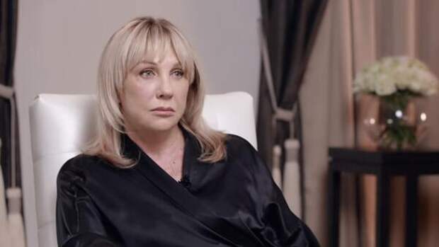 Елена Яковлева рассказала о мучениях сына: «Лицо месяц опухшее как от ожога»