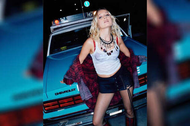 Певица Кока призналась, что получала непристойные предложения от продюсеров