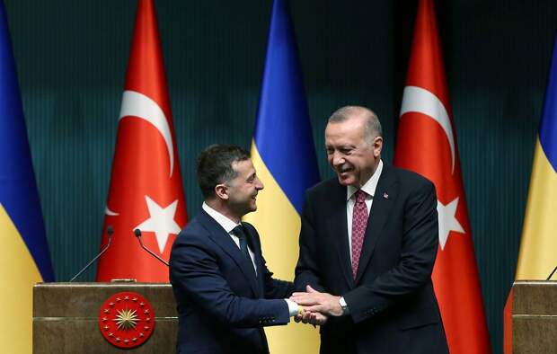 Турция «сплавляет» Украине ненужные корветы, а получает от Киева интересующие Анкару российские военные технологии,...