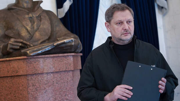 Критик Ситковский назвал Писарева лучшим кандидатом в ректоры Школы-студии МХАТ