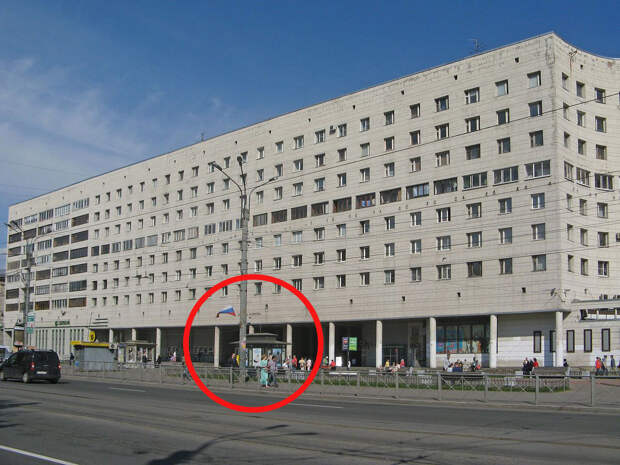 Почему в Сибири выход из метро делали в жилых домах? (ФОТО)