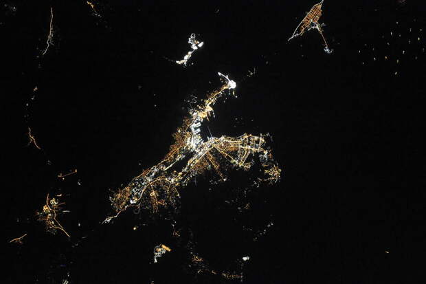Ночные города России с борта МКС