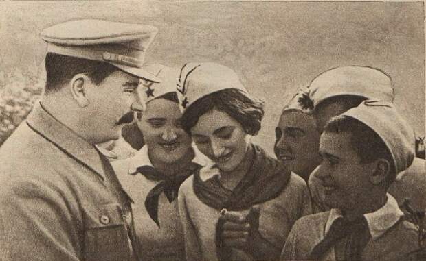 Сталин и пионеры, аэродром Щелково, 1937г.