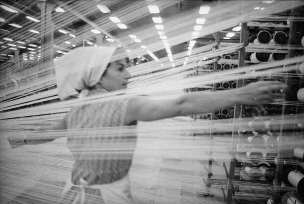 Третья работница. Всеволод Тарасевич, 1967 год, Волгоградская обл., г. Волжский, МАММ/МДФ.