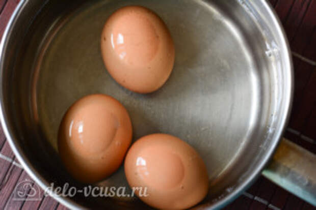 Как покрасить яйца рисом: фото к шагу 1