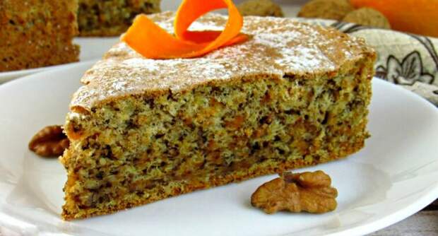 Мягкий тыквенный пирог-коврижка с грецкими орехами
