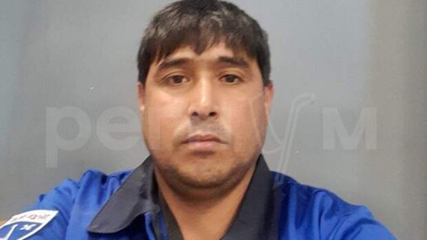 Дворник, спасший выпавшего из окна ребёнка, мечтает стать россиянином