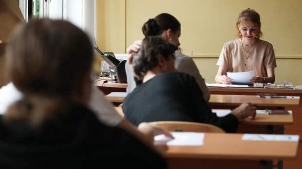 Минпросвещения определило количество часов учебной нагрузки для 10 и 11 классов