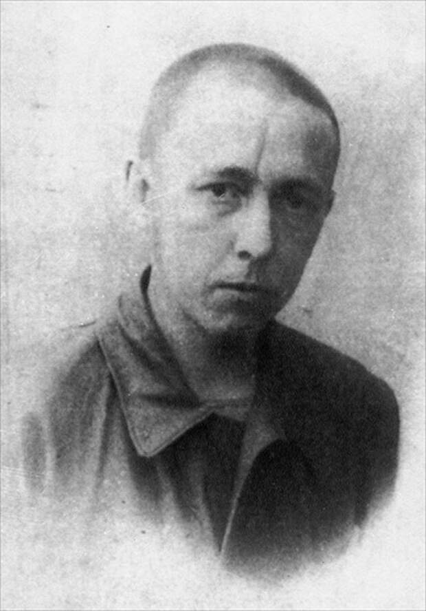 А. Солженицын в одном из лагерей ГУЛага, 1946 год