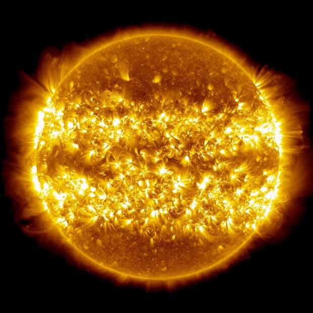 1. Солнце может вместить внутрь один миллион таких планет как Земля земля, космос, марс, факты о космосе