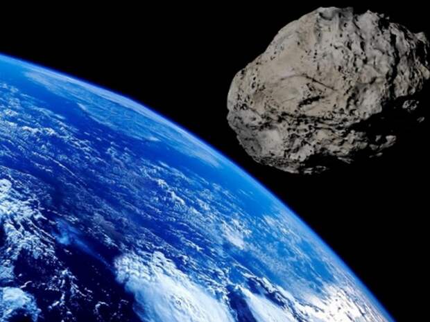 СМИ: к Земле летит огромный астероид, крупнее пирамиды Хеопса