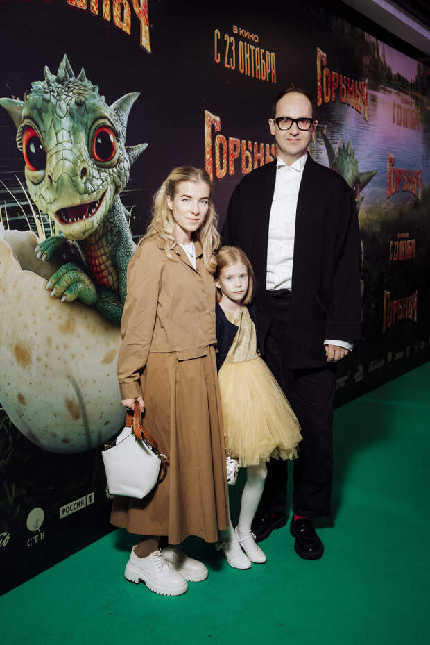 Чешуйчатый друг: Александр Петров, Ольга Дибцева и Сергей Маковецкий Чешуйчатый друг: Александр Петров, Ольга Дибцева и Сергей Маковецкий