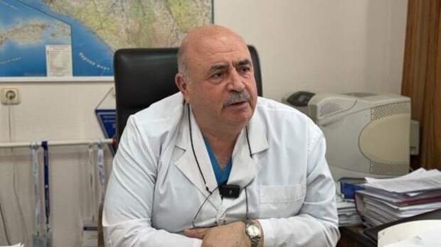 «Хирургия — это рукоделие»: заслуженный врач России Владимир Дурлештер рассказал про специфику профессии, студентов и ка