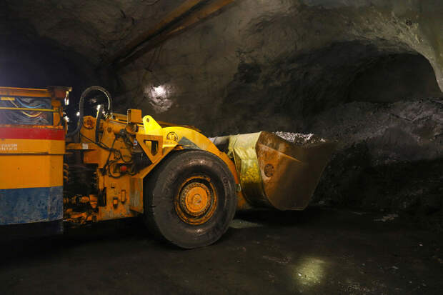 На шахте "Глубокая" начато строительство нового горизонта на глубине 1 756 м