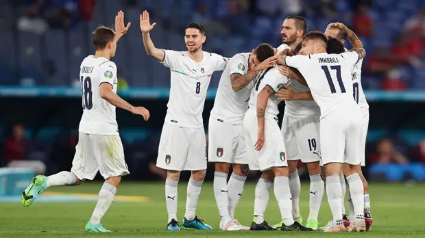 Разгромное начало: Италия забила три безответных мяча Турции в первом матче Евро-2020