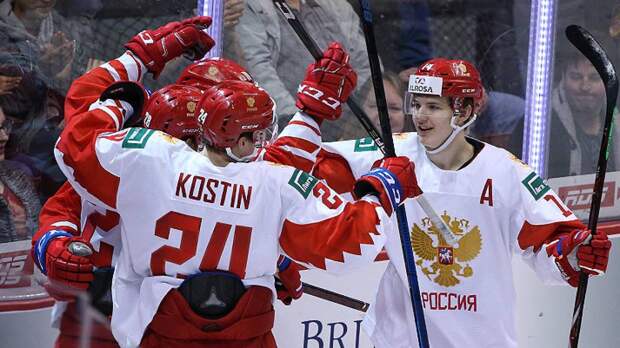 Биатлонист Тихонов предложил наказать снятых с рейса хоккеистов молодежной сборной России