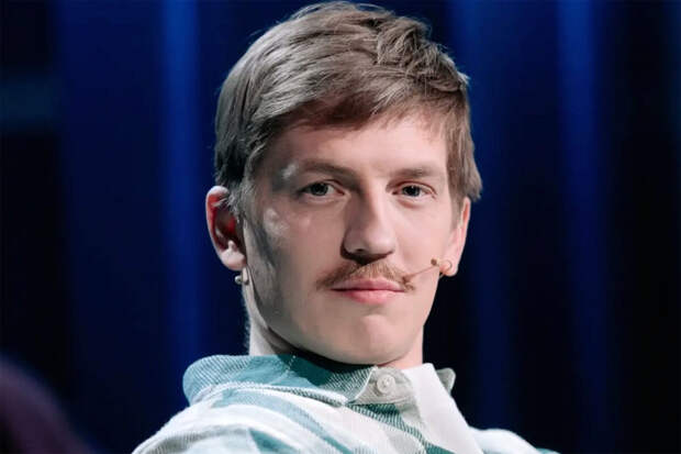 Комик Щербаков прибыл в Казахстан на премьеру фильма со своим участием