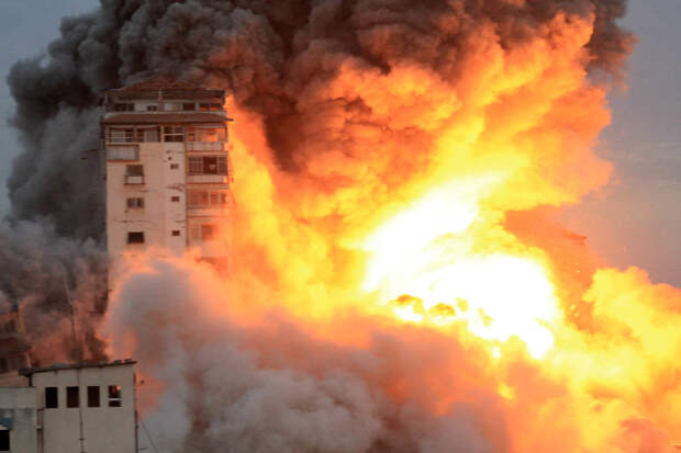 Почти 200 убиты, более 1600 ранены: Первые жертвы ударов Израиля по жилым кварталам Газы