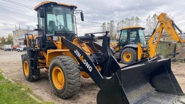 Фронтальный погрузчик / Фото: