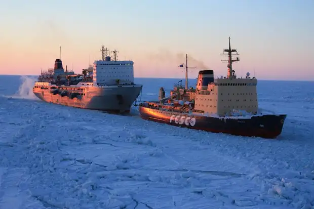 С днем рождения, FESCO!