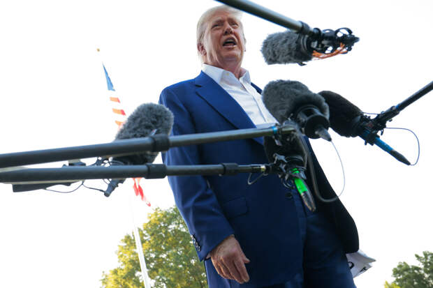 Пошлины США ударят по трем странам-партнерам Ирана