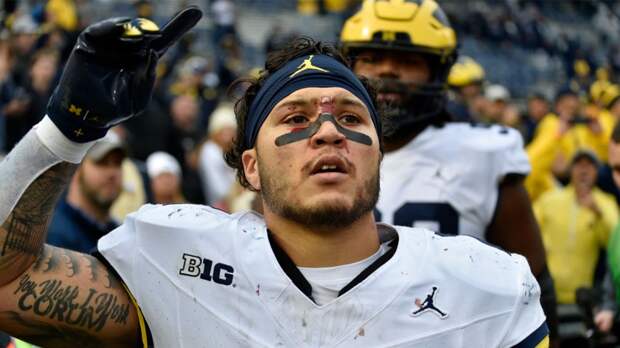 Blake Corum Michigan Penn State Manny Diaz Blood Face