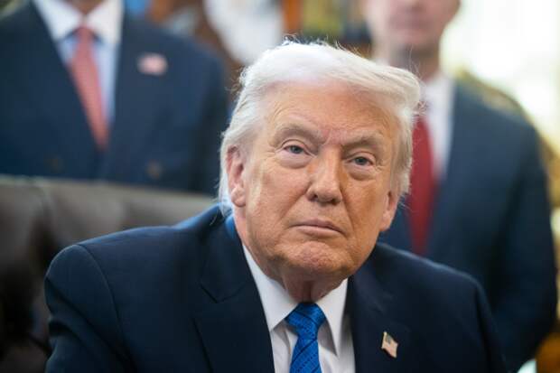 Обличающий Трампа документ пропал из файлов Эпштейна