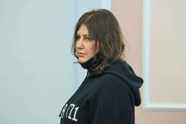 «Лурье имеет право подать встречный иск»: Юрист объяснил, как Лариса Долина потеряет на квартире в Хамовниках