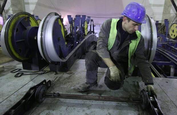 Эскалатор на станции метро «Окружная» будут ремонтировать до середины весны