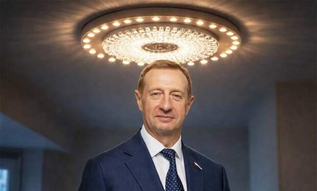 «Дана Богом»: депутат-единорос шокировал тюменцев представлением о власти