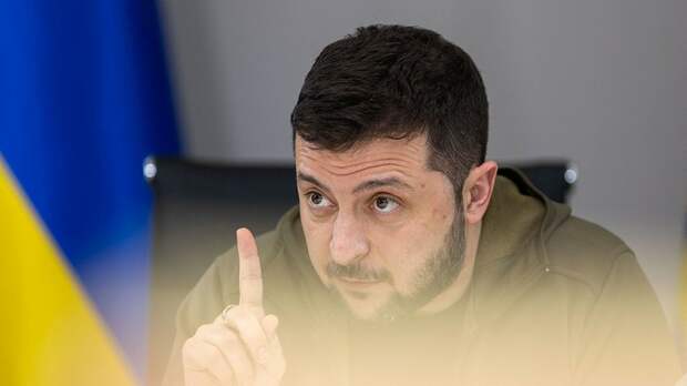 Зеленский приказал разработать план контрнаступления на южные территории Украины
