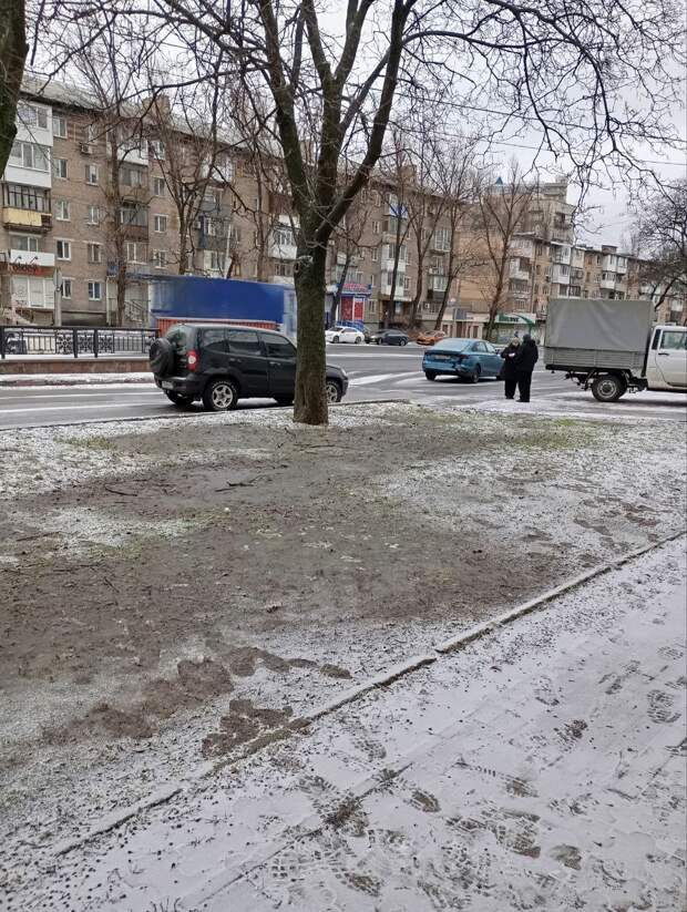 Съезд с Артёма на университетскую возле зимнего сада ДТП