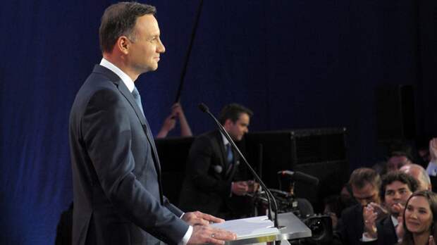 Президент Польши выразил надежду на расширение НАТО на восточном направлении