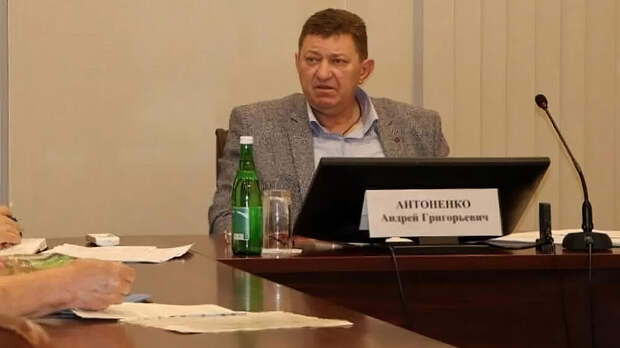 Глава Калининского района Кубани уволил своего зама за мат и угрозы спасателям