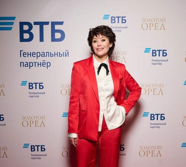 51-летняя Екатерина Волкова рассказала, почему развелась с известным режиссером