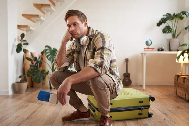 Русские уехали в Израиль и думали, что попали в рай. Через два месяца поняли, что жестоко ошиблись: "Хватит. Едем домой"